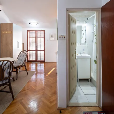 Apartment Dado *